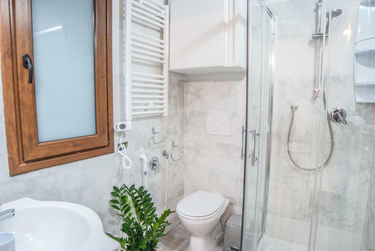 Cascine Home Holidays Firenze Bagian luar foto